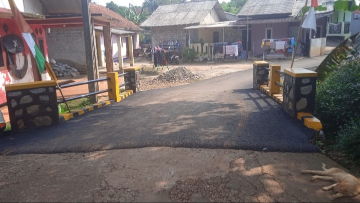 Oknum Wartawan Diduga Jadi Backup Kades Waru Jaya Parung Terkait Program Bantuan Keuangan